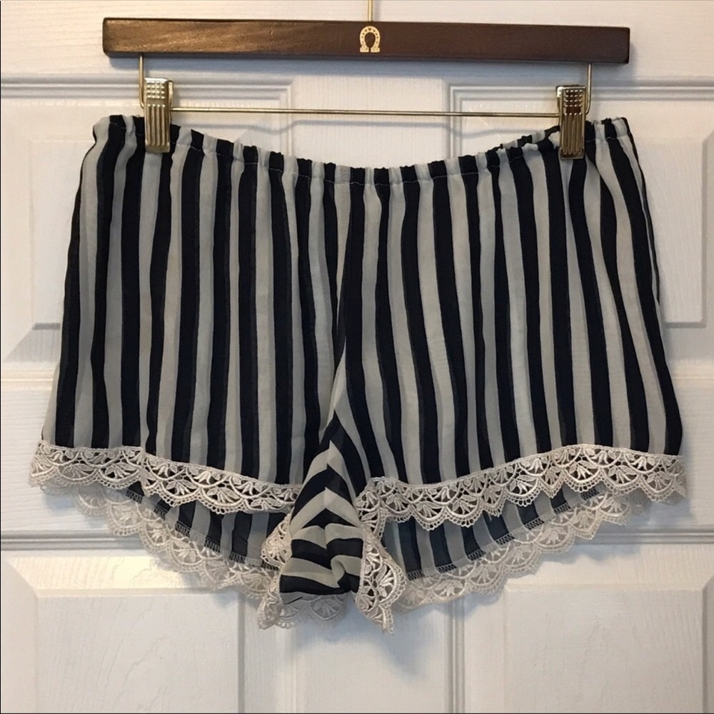 Show me your Mumu Striped Lace Trim Shorts